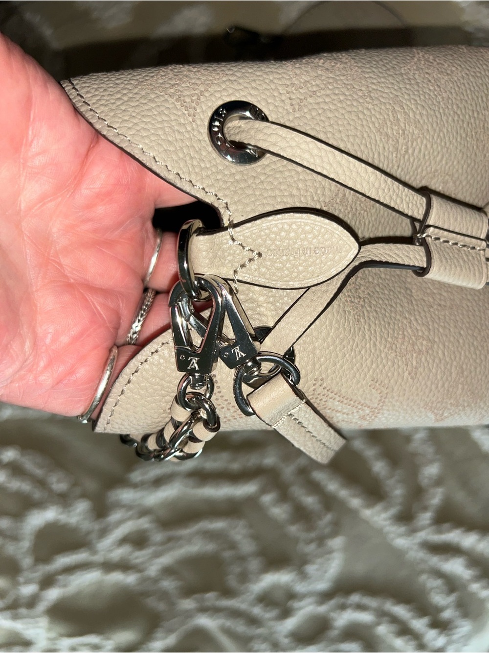 Louis Vuitton mahina Bella Shoulder crossbody Bag & pouch microchip - Picture 11 of 16